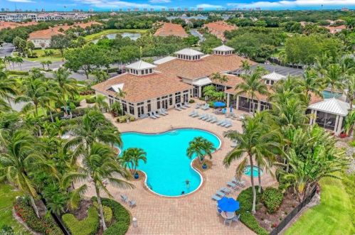 3074 Windsong Ct, Naples, FL 34109-8933