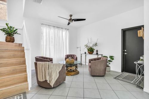 15042 20th St, Hollywood FL  33027-4363 exterior