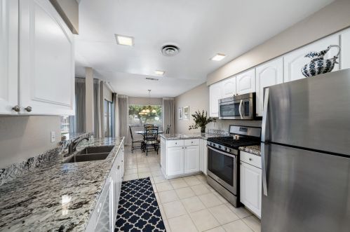 80173 Palm Circle Dr, La Quinta, CA 92253-4415