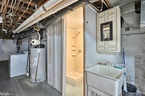 415 College Ave, Lancaster PA  17603-3319 exterior