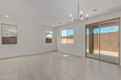 701 Del Rancho, Mesa AZ  85212-1890 exterior