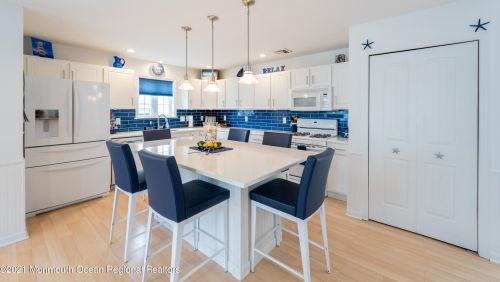 136 Joseph St, Lavallette NJ  08735-1717 exterior