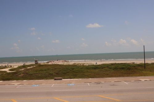 1020 Seawall Blvd, Galveston TX 77550-8153 exterior