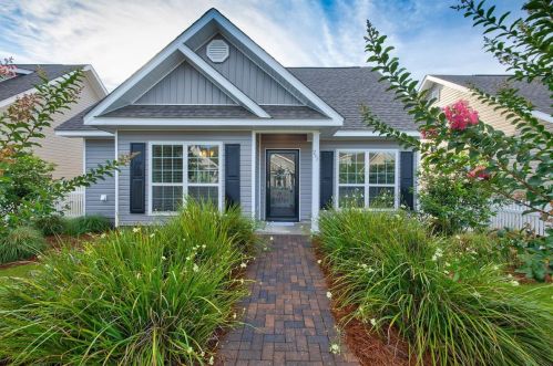 247 Nelly St, Freeport, FL 32439