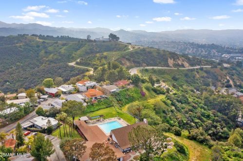 142 Pueblo Ln, Topanga CA  exterior