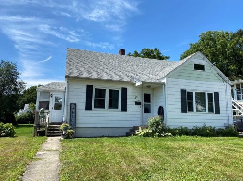 23 Hawkins St, Norwich, CT 06351-2114