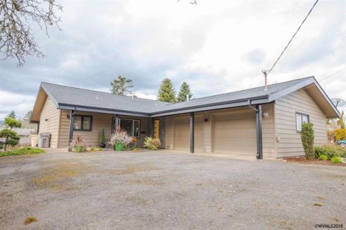 679 Hayter St, Dallas OR  97338-1810 exterior