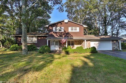 230 9th St, Bangor, PA 18013-1627