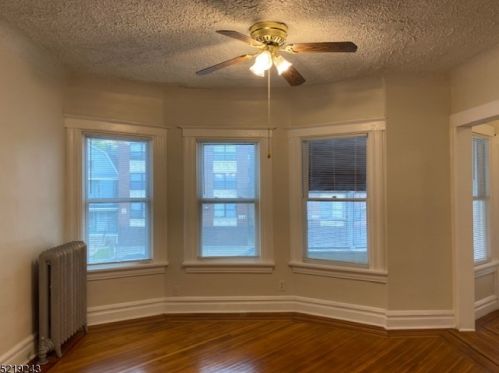 218 Park Ave, East Orange NJ  07017-4406 exterior
