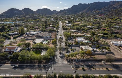 7223 Black Rock Trl, Scottsdale AZ 85253-2886 exterior