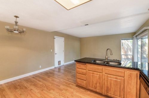 8437 Juglans Dr, Citrus Heights CA  95662-3048 exterior