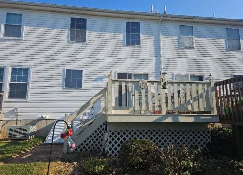 1548 Pinewind Dr, Alburtis, PA 18011-2700
