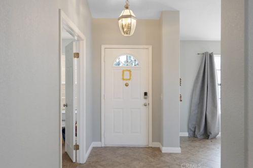 13262 Spring Way, Victorville CA  92392-6805 exterior