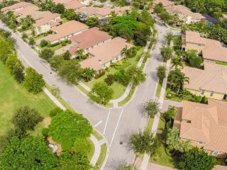 139 Via Santa Cruz, Jupiter, FL 33458-6930