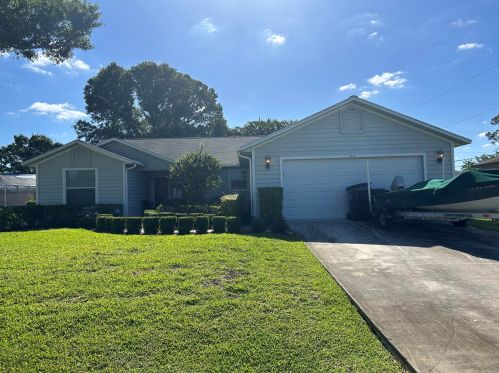 2409 Lafayette St, Fort Pierce, FL 34984-5054