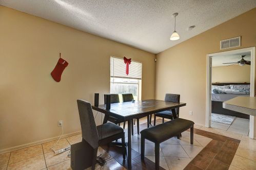 421 Oleander Ave, Fort Pierce FL  34952-1343 exterior