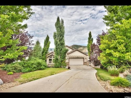 12399 Ross Creek Dr, Woodland UT  84036-9324 exterior