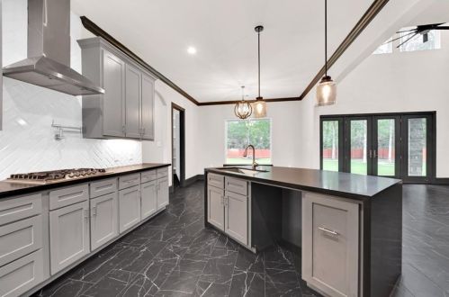 15475 Conroe Dr, Conroe TX 77384-3419 exterior