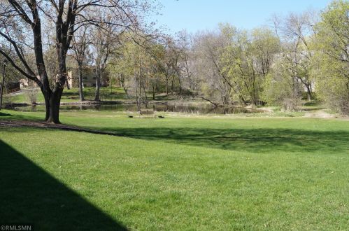 2547 Unity Ave, Minneapolis MN  55422-3451 exterior