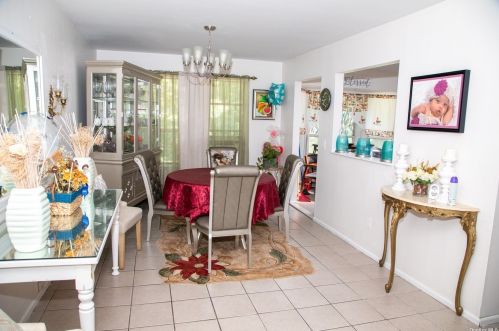 160 Allwood Ave, Central Islip NY  11722-3314 exterior