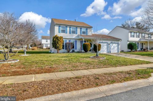 123 Violette Dr, New Castle, DE 19720-7613