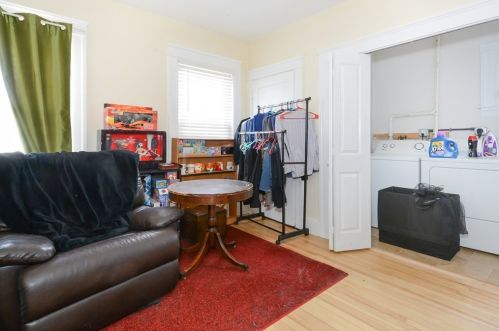 31 Benedict Rd, Worcester MA 01604-1814 exterior