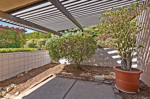 3335 Starline Dr, Palos Verdes Estates CA  90275-6310 exterior