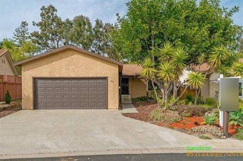 2311 Barley Dr, Vista, CA 92081-8604