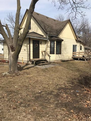 204 River St, Cambridge, IA 50046-8002