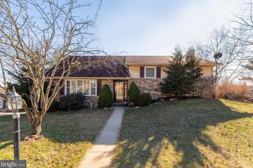 110 Skyview Dr, Shrewsbury, PA 17361-1414