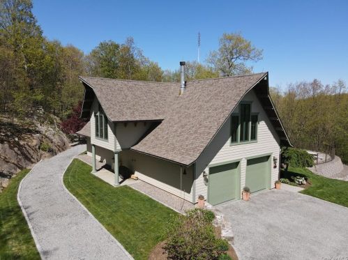 355 Mount Zion Rd, Marlborough, NY 12542-5024