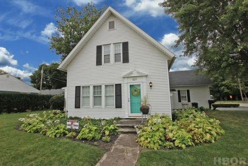 627 Vine St, Amsden, OH 44830-1550