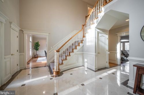 281 Golden Woods Ct, Great Falls VA  22066-4152 exterior