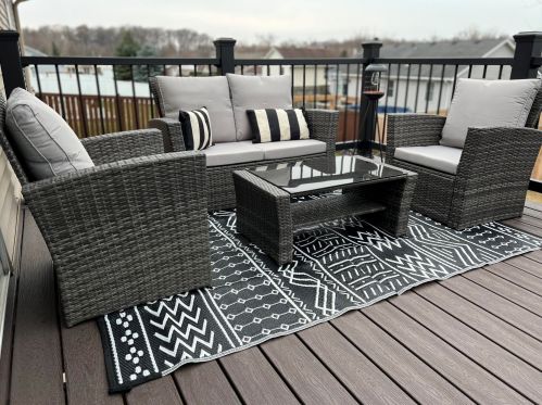 724 Joshua Ln, Lake Geneva WI  53147-4746 exterior