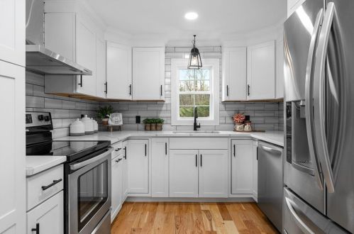 166 Pound Rd, Cumberland RI  02864-2704 exterior