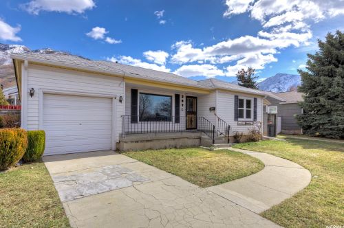 2971 Valley St, Salt Lake City, UT 84109-4251
