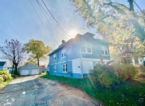 46 Hornsby St, Perth Amboy NJ  08863-2105 exterior