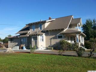 1044 10th St, Clarkston WA  99403-2516 exterior