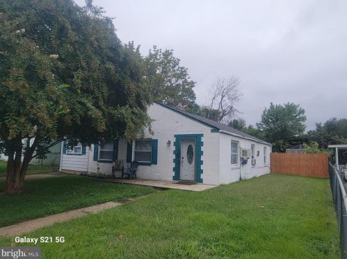 432 Howell Dr, New Castle DE 19720-2754 exterior