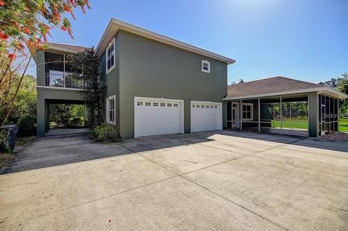 2014 Pioneer Dr, Lakeland FL  33809-4995 exterior