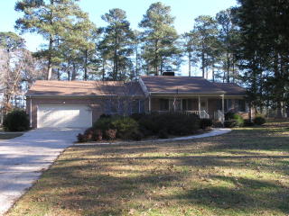 416 Golf Course Rd, Littleton, NC 27850-9383