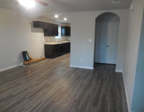 3206 Roberts St, Greenville TX  75401-4588 exterior