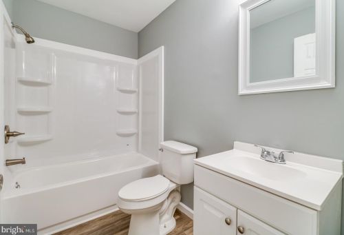 96 Royal Grant Way, Dover DE  19901-6124 exterior