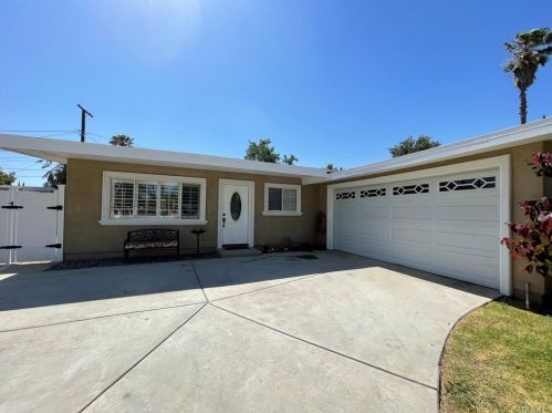 6697 Jerome St, Riverside, CA 92504-2129