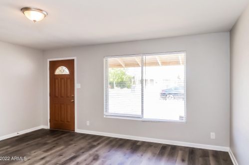 627 8th Ave, Mesa AZ  85210-3504 exterior