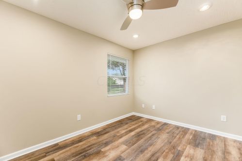 2972 Irwin Ave, Darbydale OH  43123-2310 exterior