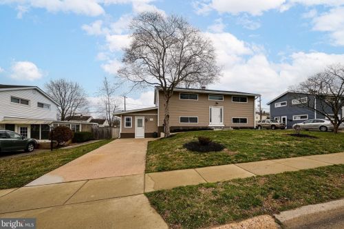1815 Arlene Dr, Wilmington, DE 19804-4001