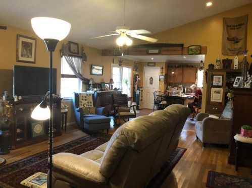 126 Glenavy Dr, Lynchburg, OH 45142-9257