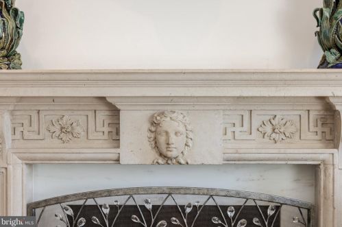 3210 R St, Washington DC  20024-3419 exterior