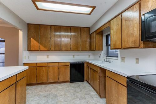 590 Dandelion Dr, Cedar Hill TX 75104-7929 exterior